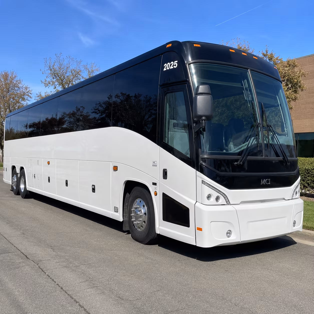 charter bus rentals for parma s industrial and warehouse employers