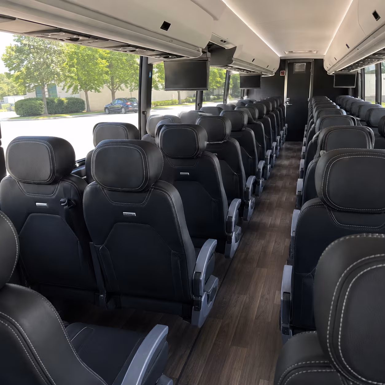 charter buses for corporate sporting events and team outings around cleveland