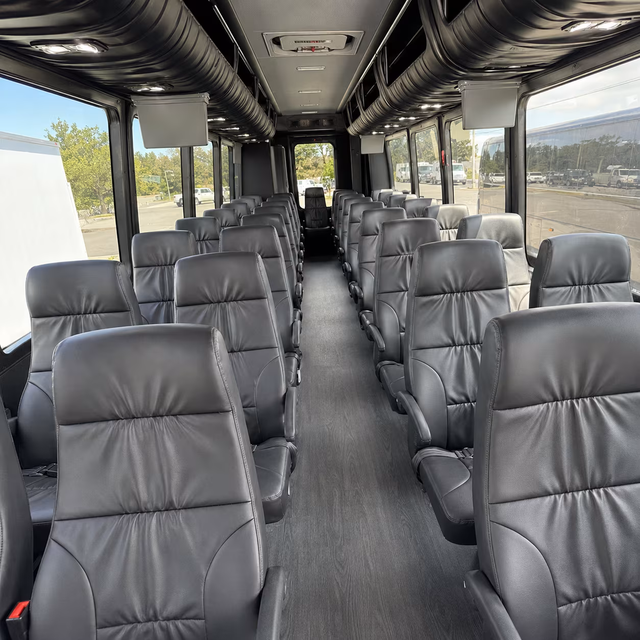 charter buses to grand river valley wineries from parma