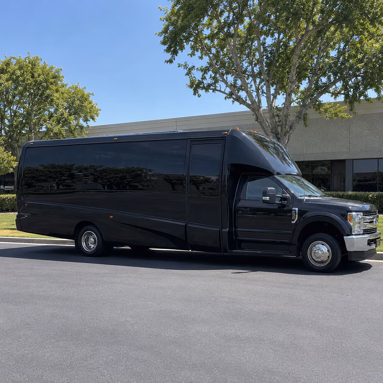 cuyahoga valley northeast ohio wineries party bus rental